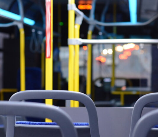 Autobus komunikacji miejskiej