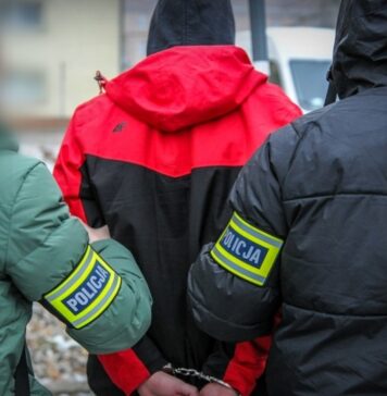 Zarzuty podwójnego zabójstwa dla nastolatków za morderstwa w Brójcach i Łagowcu Zarzuty podwójnego zabójstwa dla nastolatków za morderstwa w Brójcach i Łagowcu
