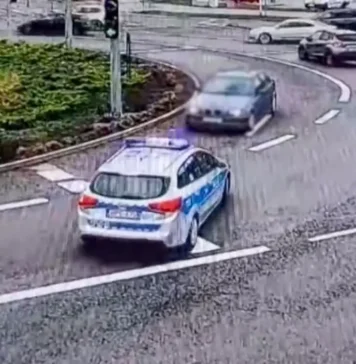 „Na rondzie w lewo”. 60-latek wjechał na rondo pod prąd bo tak prowadziła go nawigacja "Na rondzie w lewo". 60-latek wjechał na rondo pod prąd bo tak prowadziła go nawigacja