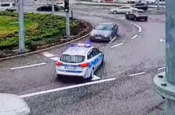 "Na rondzie w lewo". 60-latek wjechał na rondo pod prąd bo tak prowadziła go nawigacja