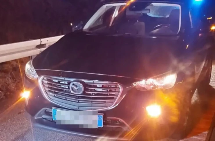 33-letni Ukrainiec zatrzymany przez SG za kradzież samochodu na terenie Holandii Straż Graniczna odzyskała skradzione w Holandii auto. Podejrzany o kradzież samochodu to 33-letni Ukrainiec
