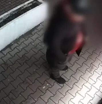 Ukradł kwiaty z kwiatomatu, by przeprosić dziewczynę. Grozi mu 10 lat więzienia Ukradł kwiaty z kwiatomatu żeby przeprosić dziewczynę