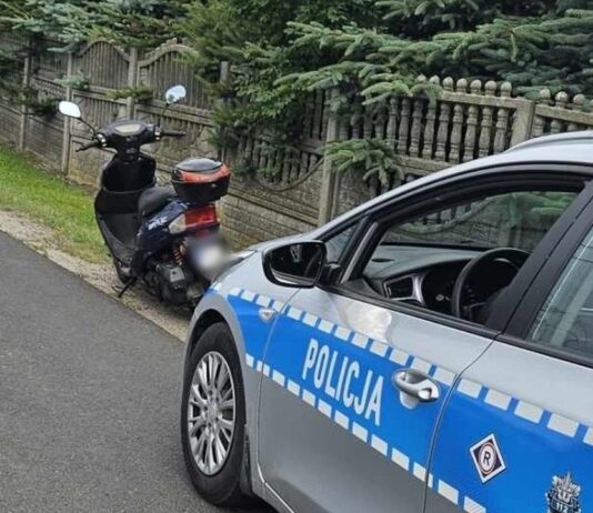 42-latek z 4 zakazami kierowania zatrzymany na skradzionym skuterze z tablicami z innego pojazdu