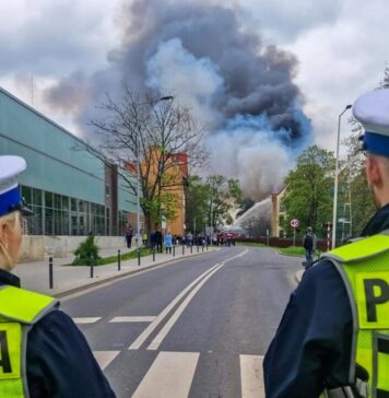 Zarzuty dla dwóch osób za pożar Akademii w Gorzowie