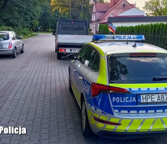 Zawrócił na widok radiowozu. 56-latek stracił prawo jazdy, wkrótce stanie przed sądem Zawrócił na widok policyjnego patrolu. 56-latek został zatrzymany za jazdę pod wpływem alkoholu