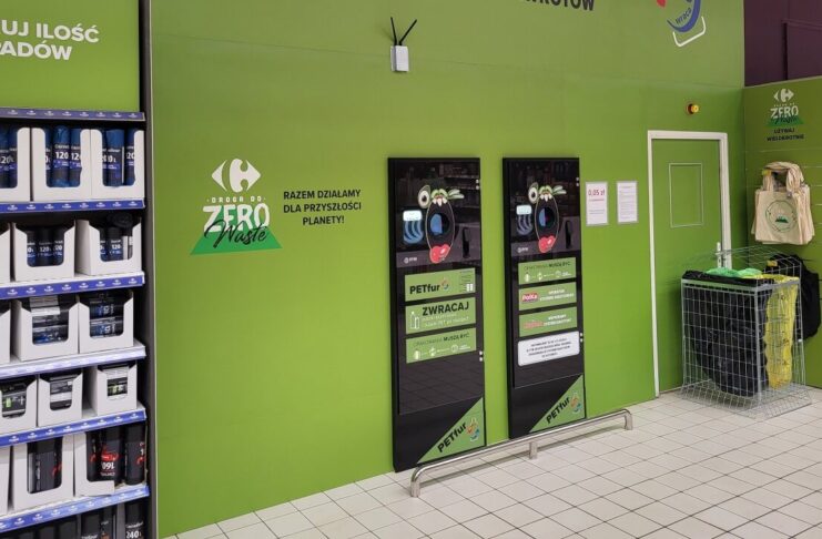Carrefour uruchomił pilotaż systemu kaucyjnego Carrefour uruchomił pilotaż systemu kaucyjnego