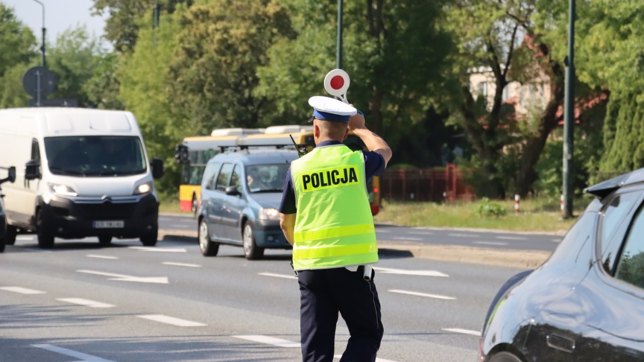 Rozpoczął się długi sierpniowy weekend: Policja zwiększa kontrole na drogach