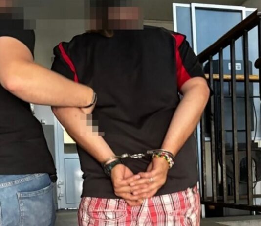 Groził sąsiadowi maczetą Groził sąsiadowi maczetą