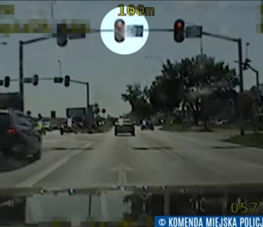 Najdroższe 10 sekund - 25-latek stracił prawo jazdy [wideo]