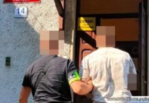 32-latek pobił matkę i zaatakował interweniujących policjantów - mężczyzna trafił do aresztu