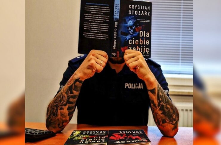 Po pracy pisze książki: Krystian Stolarz - od policjanta do autora kryminałów... i to całkiem dobrych