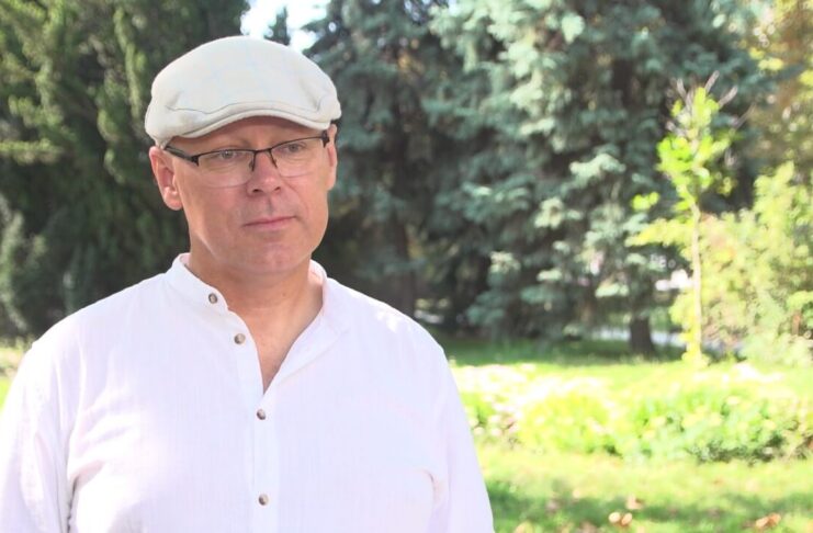 dr Jarosław Suchożebrski, hydrolog Zakładu Hydrologii na Wydziale Geografii i Studiów Regionalnych Uniwersytetu Warszawskiego