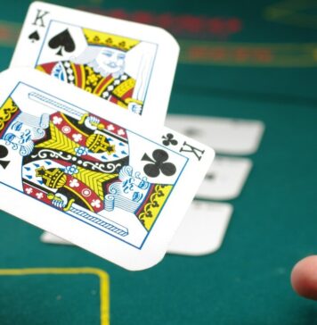 Okradł pracodawcę, by odegrać się w kasynie Gra w karty - kasyno