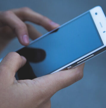 Telefon