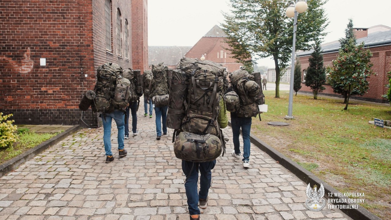 Kolejni ochotnicy rozpoczęli szkolenie podstawowe w wielkopolskiej „Dwunastce”