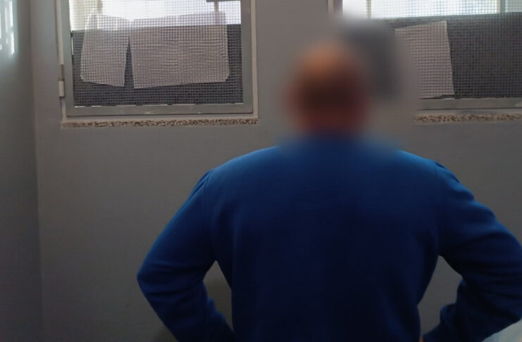 Pijany motorowerzysta z fałszywymi tablicami – miał dożywotni zakaz prowadzenia pojazdów