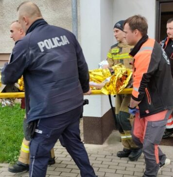 Upadła w domu i nie mogła wezwać pomocy - akcja ratunkowa w Międzyrzeczu