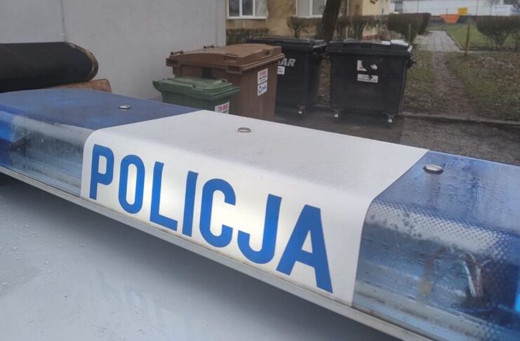 Pożar przyczepy kempingowej i seria zniszczeń – co wydarzyło się w Świebodzinie?